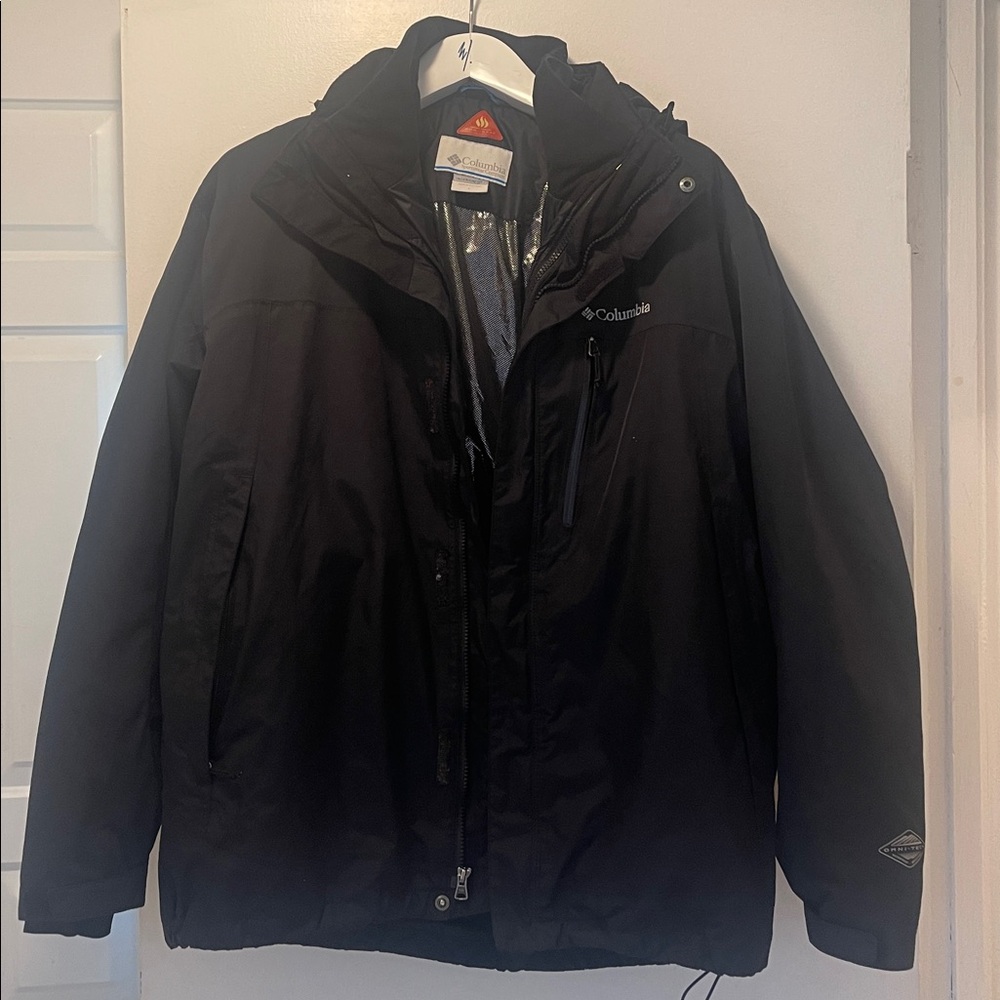 Columbia Men's Black Raincoat